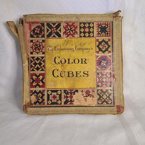 VINTAGE WOOD BLOCK COLOR CUBES DESIGN PUZZLE GAME NO. 14 THE EMBOSSING COMPANY
